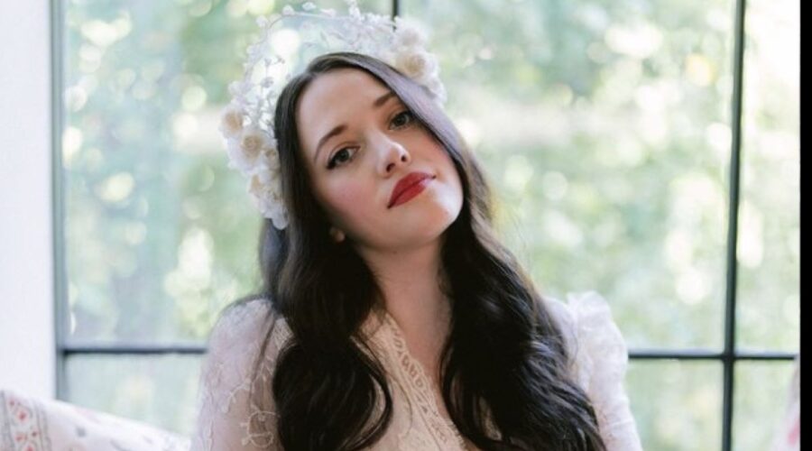 Kat Dennings Su Instagram Credits Instagram Vougue