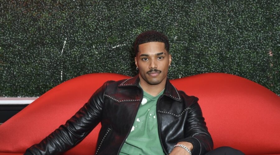 Rome Flynn partecipa al Prime Video's Influencer Cocktail Party and Screening for With Love Season 2 al Candela La Brea il 23 maggio 2023 a Los Angeles, California. (Foto di JC Olivera/Getty Images per Prime Video).