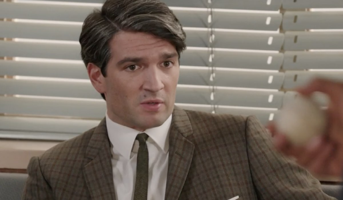 Filippo Scarafia (Roberto Landi) in una scena nella puntata 62 de 