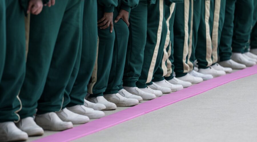 I concorrenti di “Squid Game: La Sfida”. Credits: Pete Dadds/Netflix © 2023.