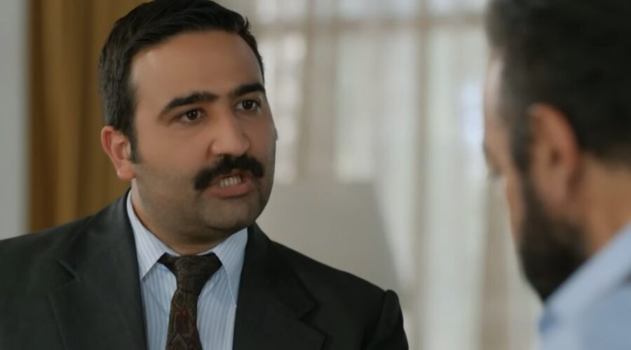 L'avvocato Coskun in una scena di “Terra Amara”. Credits: Antena 3/YouTube.