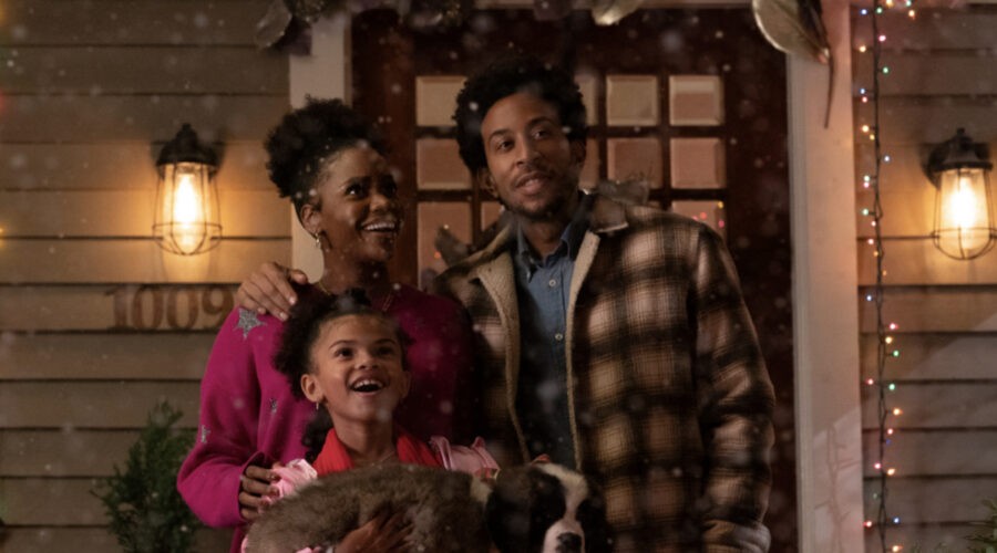 Teyonah Parris As Allison, Madison Skye Validum As Charlotte, And Chris 'ludacris' Bridges As Eddie In Dashing Through The Snow, Credits Photo By Steve Dietl Disney Enterprise