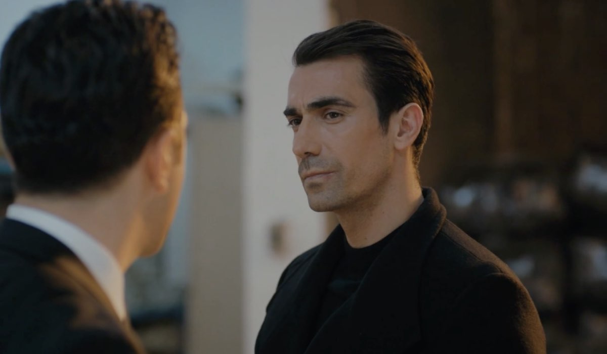 Nuh e Mehdi si confrontano in “My home my destiny”. Credits: Cattura schermo/Mediaset Infinity.