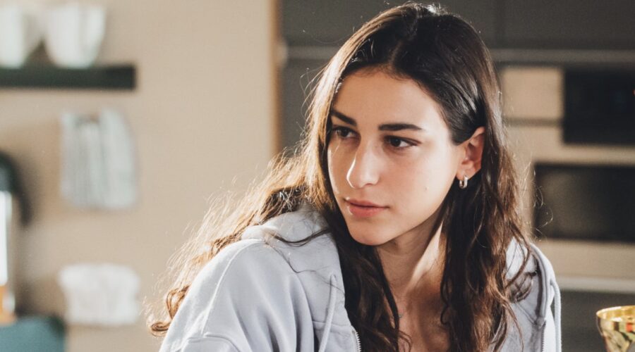 Chiara Bordi (Laura Mattei) in una scena de “I Fantastici 5”. Credits: Virginia Bettoja e Mediaset.