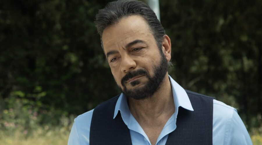 Kerem Alisik (Fekeli) in una scena di