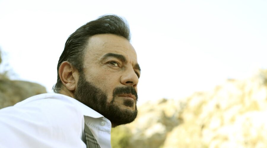 Kerem Alisik (Fekeli) in una scena di