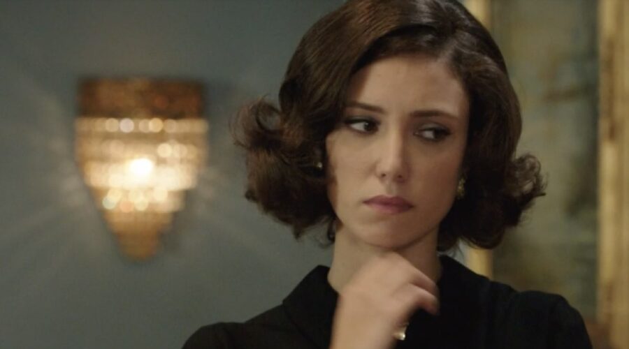 Lucrezia Massari (Flora Gentile Ravasi) in una scena della puntata 96 de “Il Paradiso Delle Signore 8”. Credits: Rai.