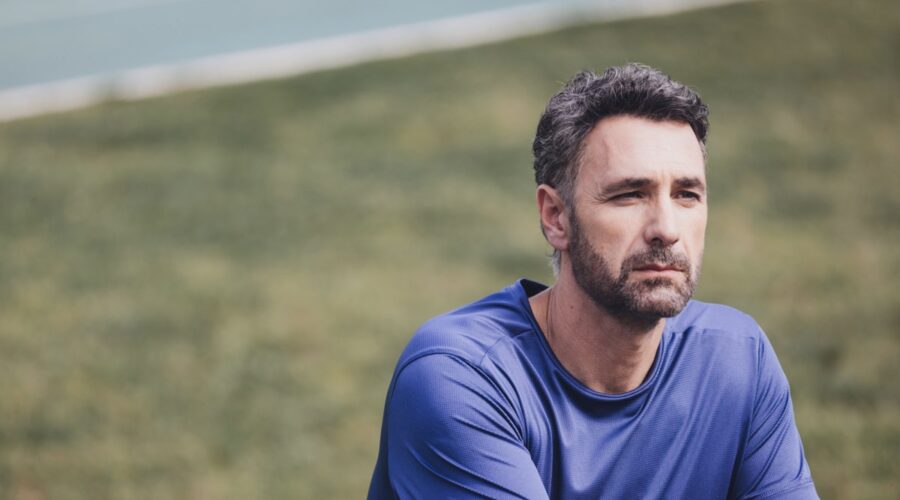 Raoul Bova (Riccardo Bramanti) in una scena de