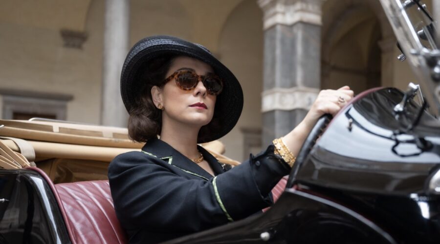 Lucrezia Guidone (Edda Ciano) in una scena de “La Lunga Notte - La Caduta Del Duce”. Credits: Di Benedetto / Rai.