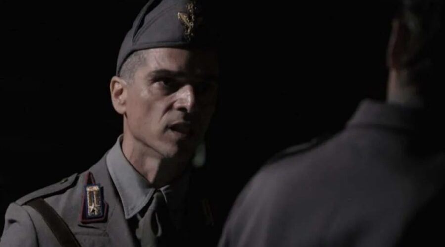 Massimiliano Varrese (Giuseppe Cordero Lanza Di Montezemolo) in una scena de “La Lunga Notte - La Caduta Del Duce”. Credits: Rai.