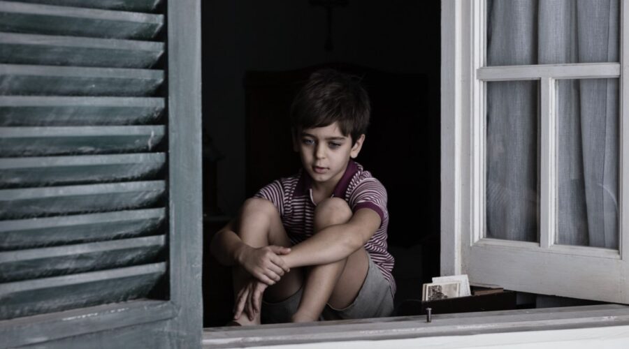 Mattia Basciani interpreta Useppe ne