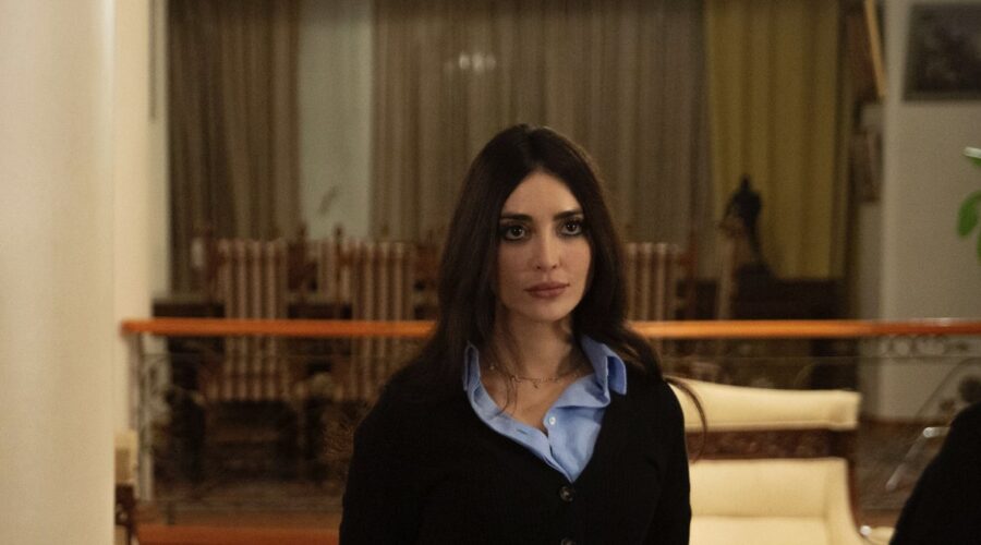 Melike İpek Yalova (Müjgan Hekimoğlu Akkaya) in una scena di