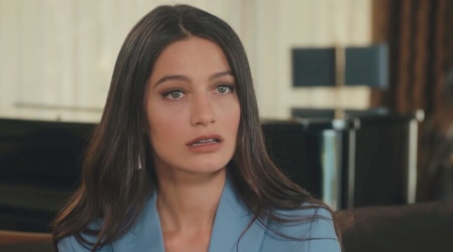 Nesrin in una scena di “My Home My Destiny”. Credits: Cattura schermo/YouTube.