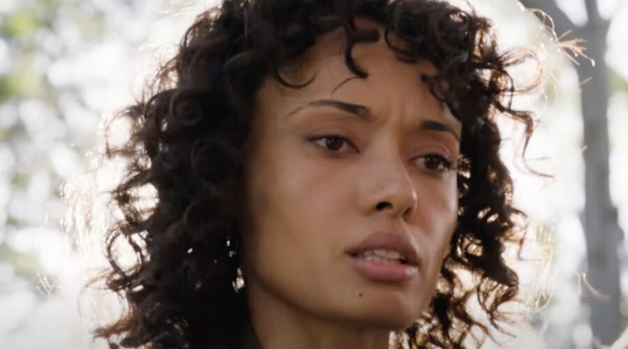 Screenshot di Olivia Swann nel trailer di “NCIS: Sydney”. Credits: Global Tv.