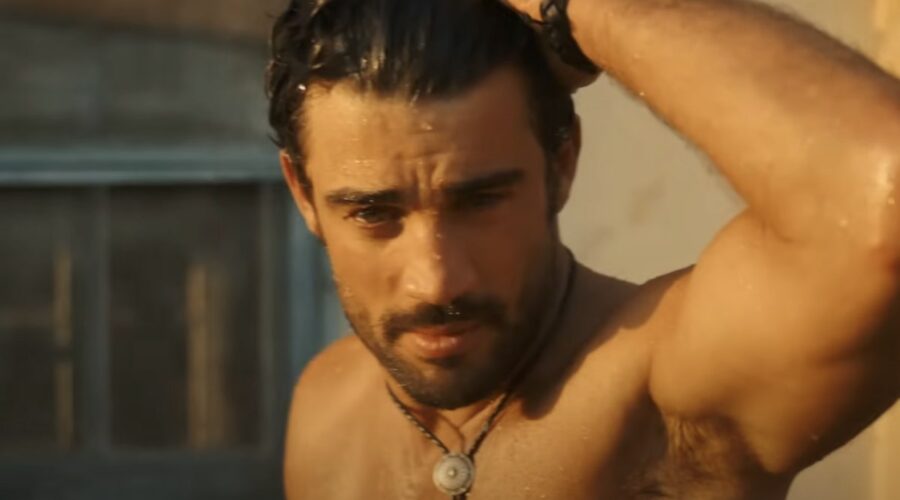 Simon Ehrlacher in una scena Dal Trailer di 