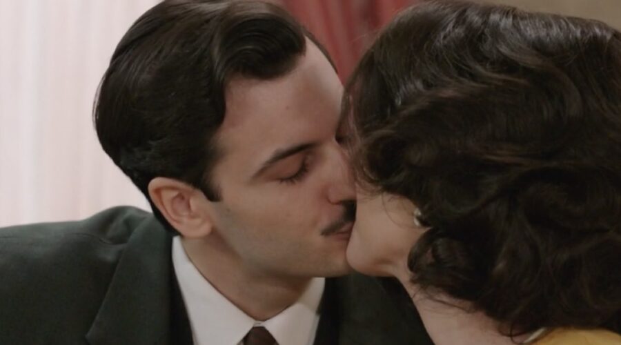 Da sinistra: Elia Tedesco (Vito Lamantia) e Chiara Russo (Maria Puglisi) in una scena della puntata 85 de 