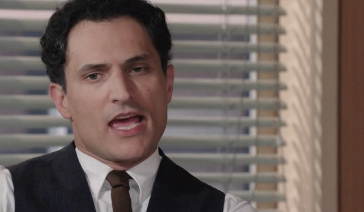 Alessandro Tersigni (Vittorio Conti) in una scena della puntata 4 de “Il Paradiso Delle Signore 8”. Credits: Rai.