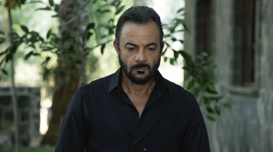 Kerem Alisik (Fekeli) in una scena di 