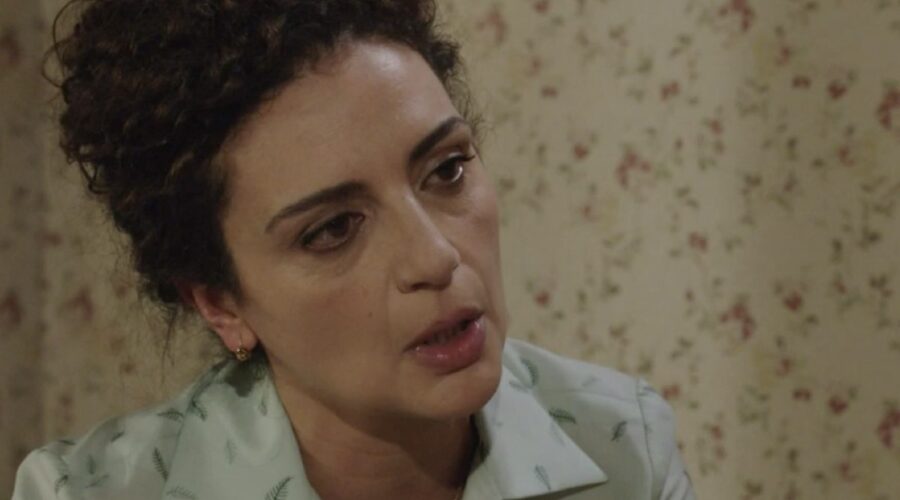 Gioia Spaziani (Concetta Puglisi) in una scena della puntata 110 de “Il Paradiso Delle Signore 8”. Credits: Rai.