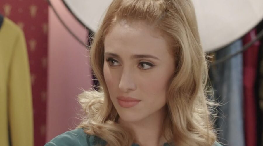 Ilaria Maren (Delia Bianchetti) in una scena della puntata 98 de “Il Paradiso Delle Signore 8”. Credits: Rai.