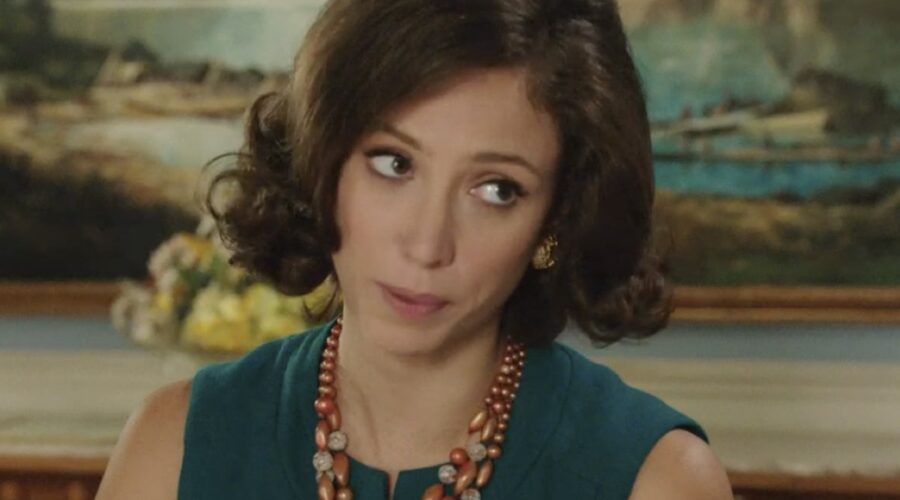 Lucrezia Massari (Flora Gentile Ravasi) in una scena della puntata 86 de “Il Paradiso Delle Signore 8”. Credits: Rai.