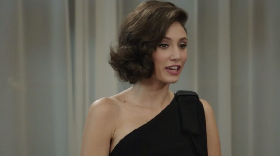Lucrezia Massari (Flora Gentile Ravasi) in una scena della puntata 102 de “Il Paradiso Delle Signore 8”. Credits: Rai.