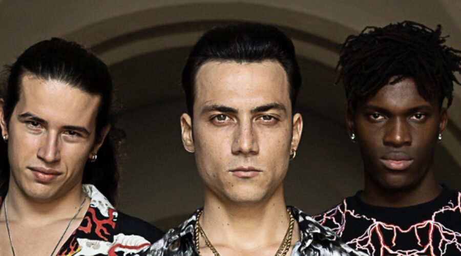 Da sinistra: Francesco Panarella (Cucciolo), Matteo Paolillo (Edoardo Conte), Salahudin Tijani Imrana (Dobermann) in “Mare Fuori 4”. Credits: Sabrina Cirillo/Rai.