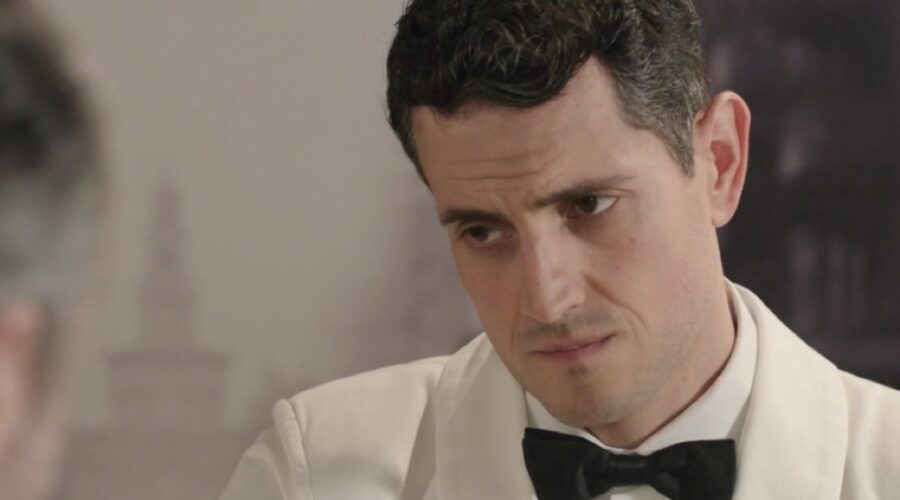 Emanuel Caserio (Salvatore Amato) in una scena della puntata 96 de “Il Paradiso Delle Signore 8”. Credits: Rai.