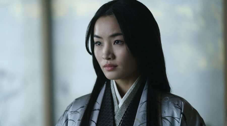 Anna Sawai interpreta Toda Mariko in una scena di “Shōgun”. Credits: Disney+.