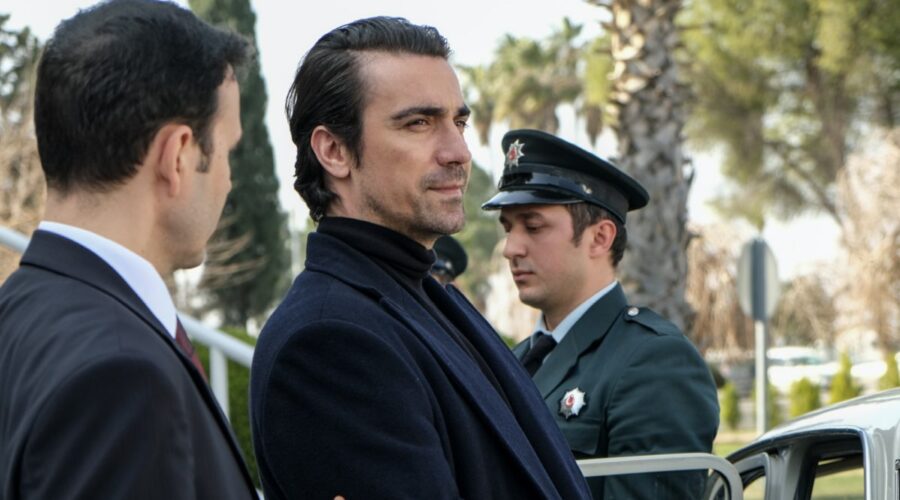Ibrahim Çelikkol (Hakan Gumusoglu) in “Terra Amara”. Credits: RTI Mediaset.