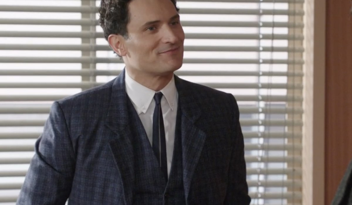 Alessandro Tersigni (Vittorio Conti) in una scena della puntata 71 de “Il Paradiso Delle Signore 8”. Credits: Rai.