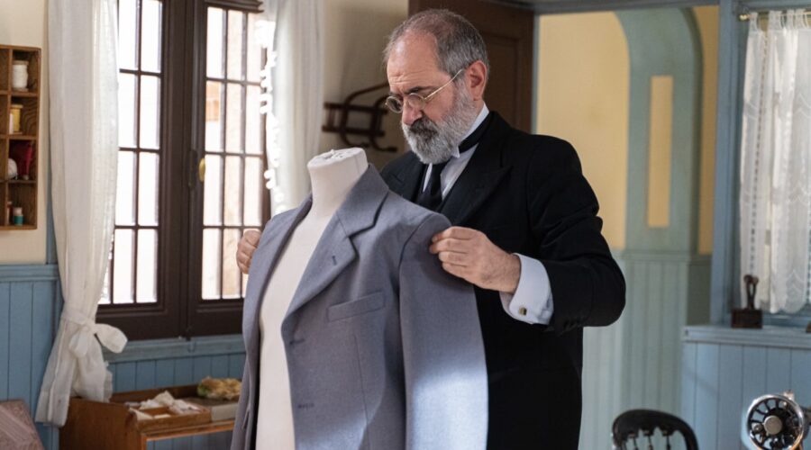 Joaquín Climent (Romulo Baeza) in una scena de “La Promessa”. Credits: RTI Mediaset.