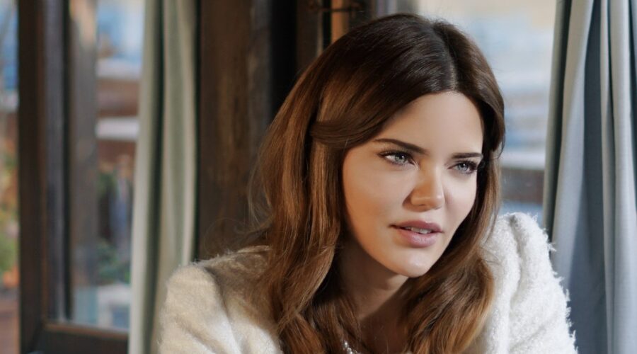 Hilal Altinbilek (Züleyha) in “Terra Amara”. Credits: RTI Mediaset.