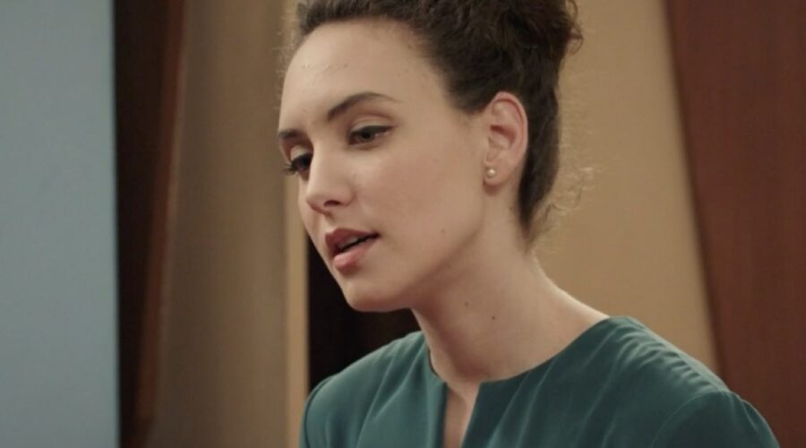 Silvia Bruno (Agata Puglisi) in una scena della puntata 81 de “Il Paradiso Delle Signore 8”. Credits: Rai.