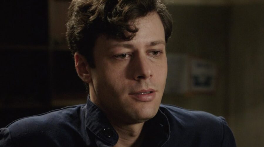 Gabriele Anagni (Alfredo Perico) in una scena della puntata 120 de “Il Paradiso Delle Signore 8”. Credits: Rai.