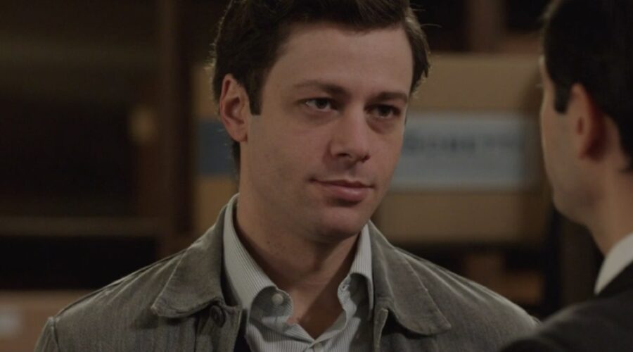 Gabriele Anagni (Alfredo Perico) in una scena della puntata 127 de “Il Paradiso Delle Signore 8”. Credits: Rai.