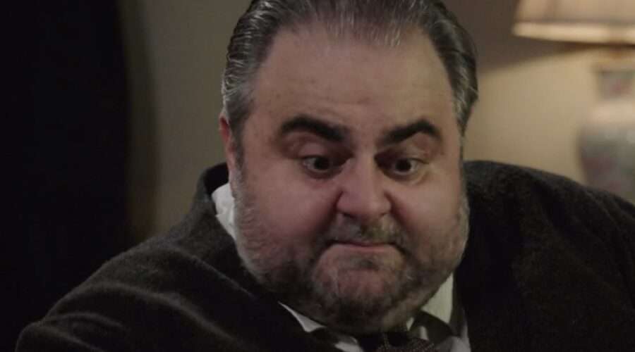 Massimo Cagnina (Ciro Puglisi) in una scena della puntata 115 de “Il Paradiso Delle Signore 8”. Credits: Rai.