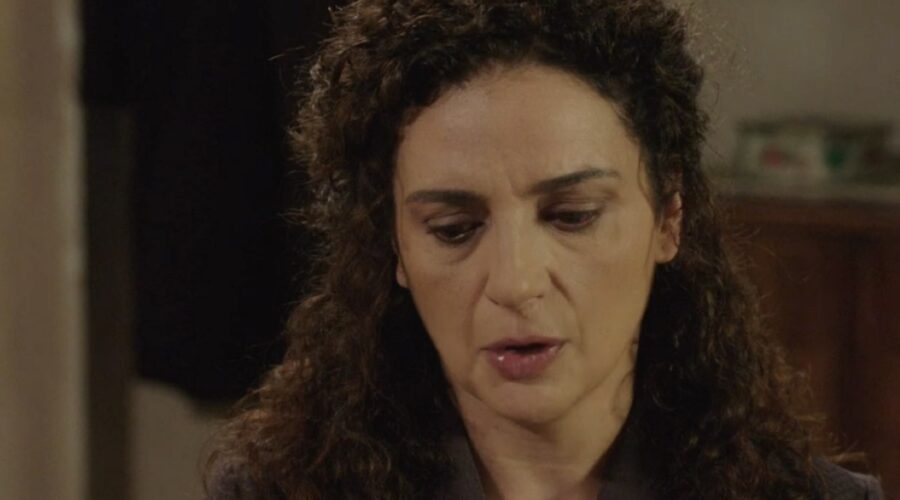 Gioia Spaziani (Concetta Puglisi) in una scena della puntata 115 de “Il Paradiso Delle Signore 8”. Credits: Rai.