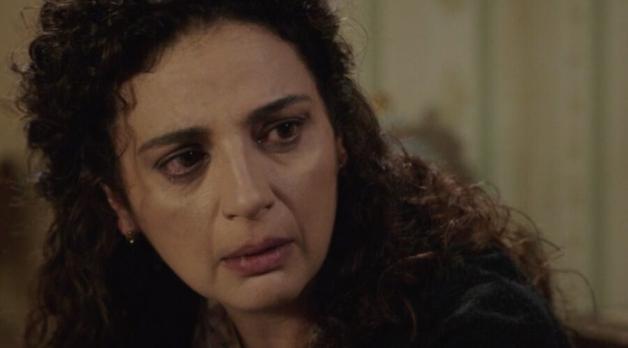 Gioia Spaziani (Concetta Puglisi) in una scena della puntata 115 de “Il Paradiso Delle Signore 8”. Credits: Rai.