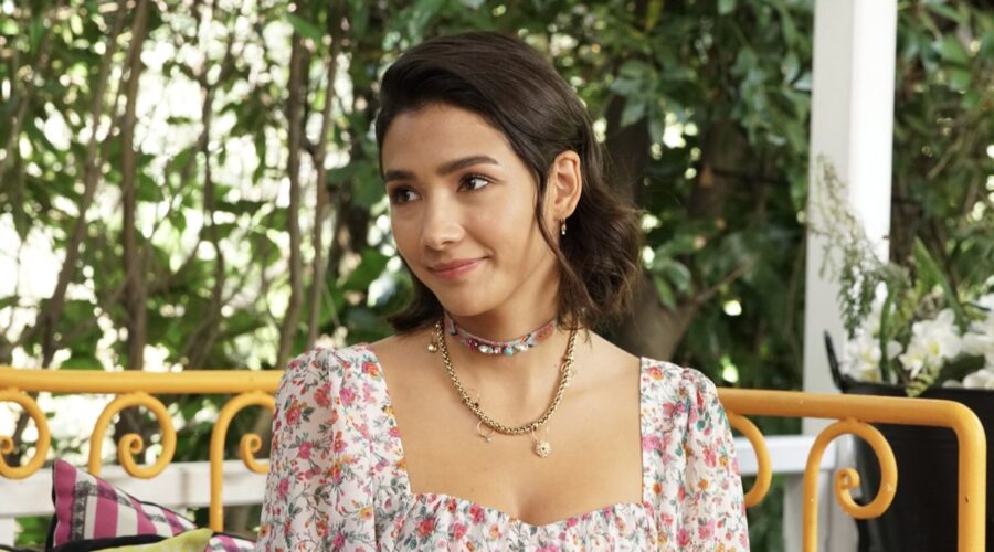 Aybüke Pusat, la protagonista di “Everywhere I Go - Coincidenze d'amore”. Credits: Mediaset Infinity.
