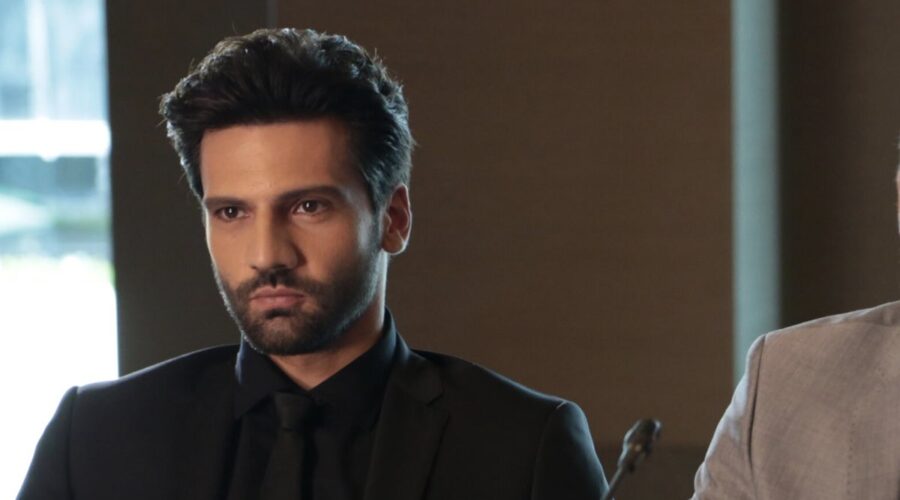 Kaan Urgancıoğlu (Emir) in una scena di “Endless Love”. Credits: RTI Mediaset.