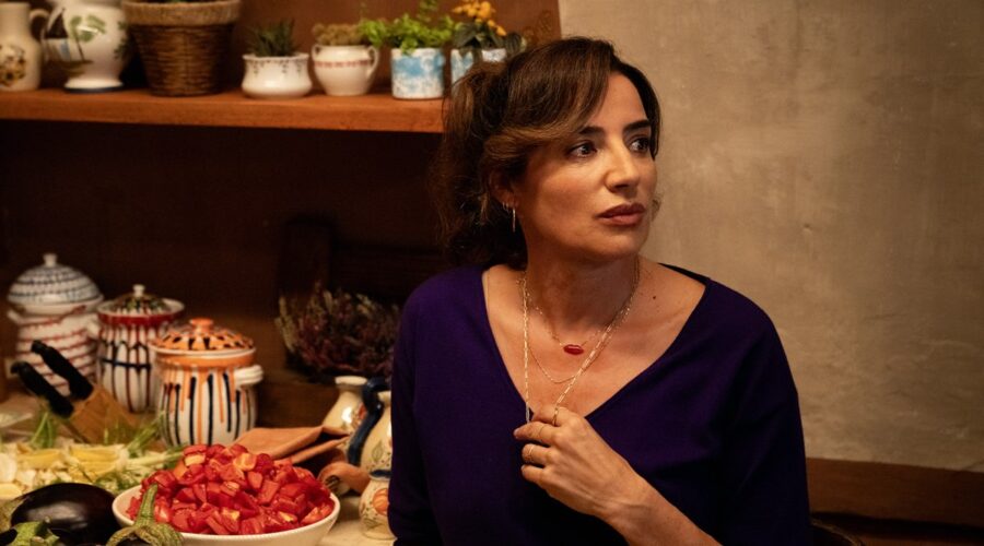 Luisa Ranieri in una scena de “Le indagini di Lolita Lobosco 3”. Credits: Bibi Film TV/Zocotoco/Rai Fiction.