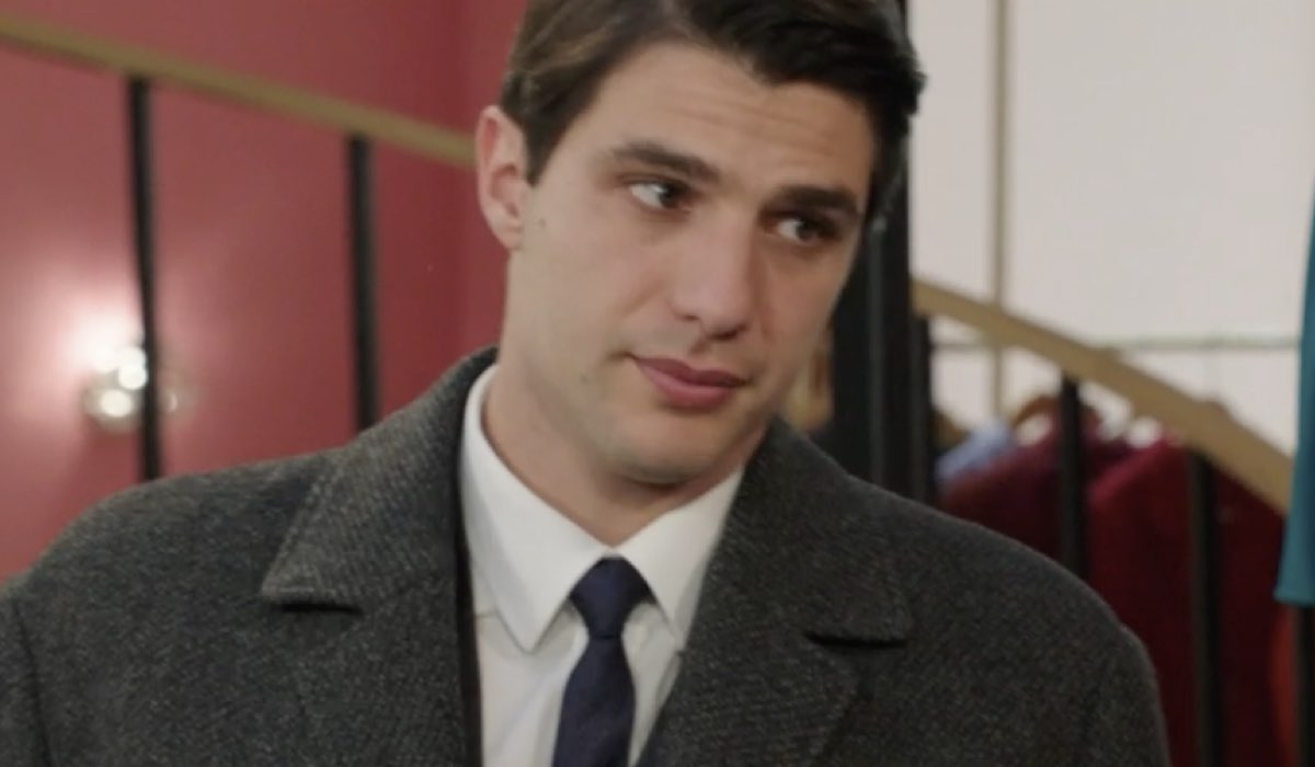 Pietro Masotti (Marcello Barbieri) in una scena della puntata 129 de “Il Paradiso Delle Signore 8”. Credits: Rai.