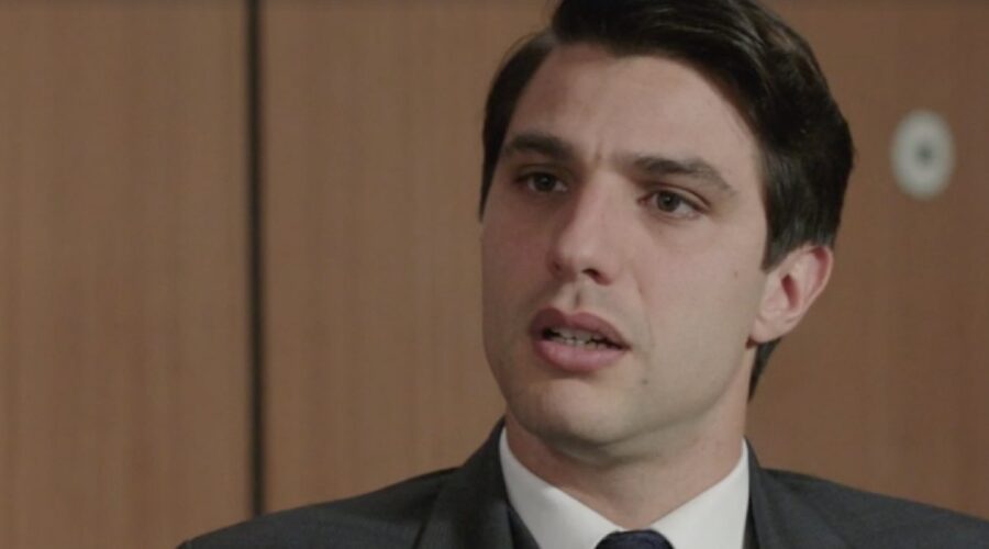 Pietro Masotti (Marcello Barbieri) in una scena della puntata 129 de “Il Paradiso Delle Signore 8”. Credits: Rai.