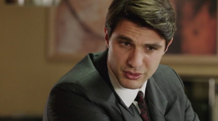 Pietro Masotti (Marcello Barbieri) in una scena della puntata 45 de “Il Paradiso Delle Signore 8”. Credits: Rai.