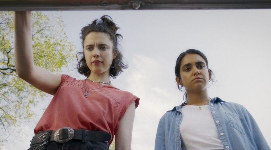 Margaret Qualley E Geraldine Viswanathan In