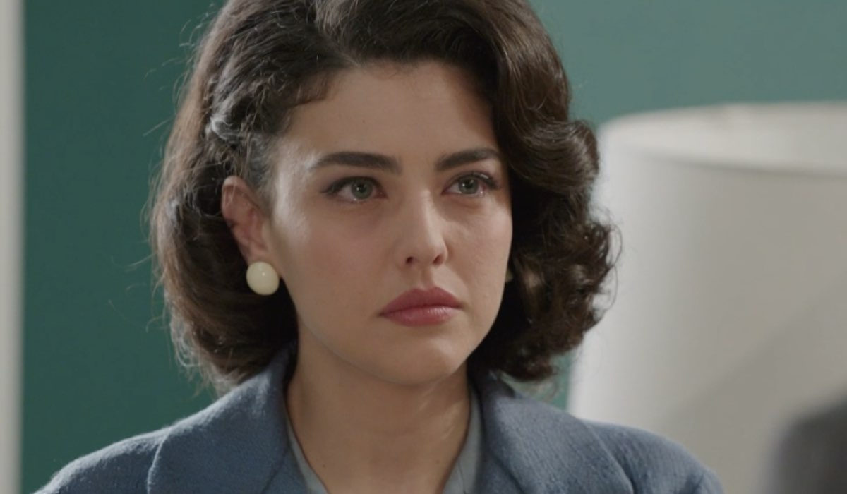 Chiara Russo (Maria Puglisi) in una scena della puntata 122 de “Il Paradiso Delle Signore 8”. Credits: Rai.