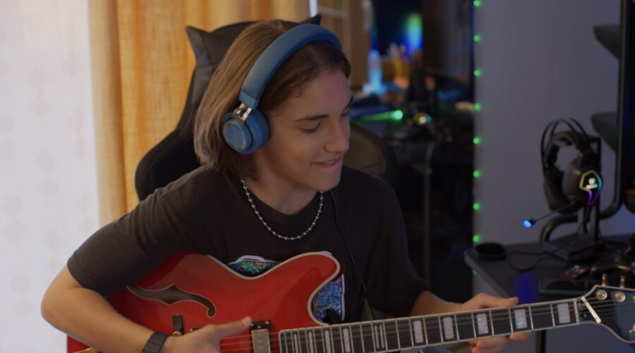 Massimo Quagliata In Crush - La Storia Di Diego Credits Raiplay