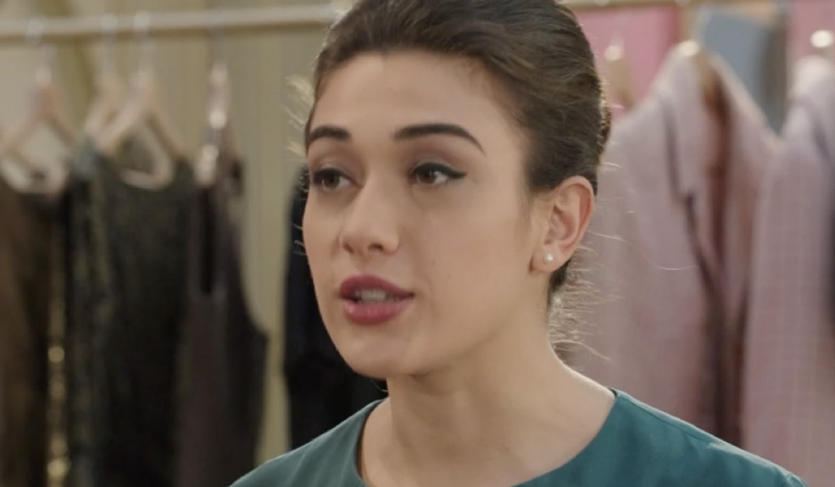 Nicoletta Di Bisceglie (Rosa Camilli) in una scena della puntata 120 de “Il Paradiso Delle Signore 8”. Credits: Rai.