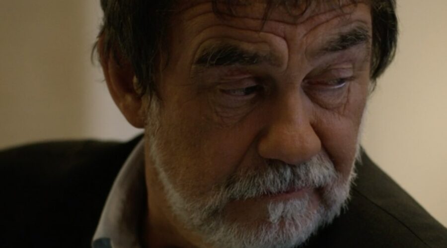 Screenshot di Olivier Marchal (Niemans) in una scena de “I Fiumi Di Porpora - La Serie” Episodio 1. Credits: Rai.